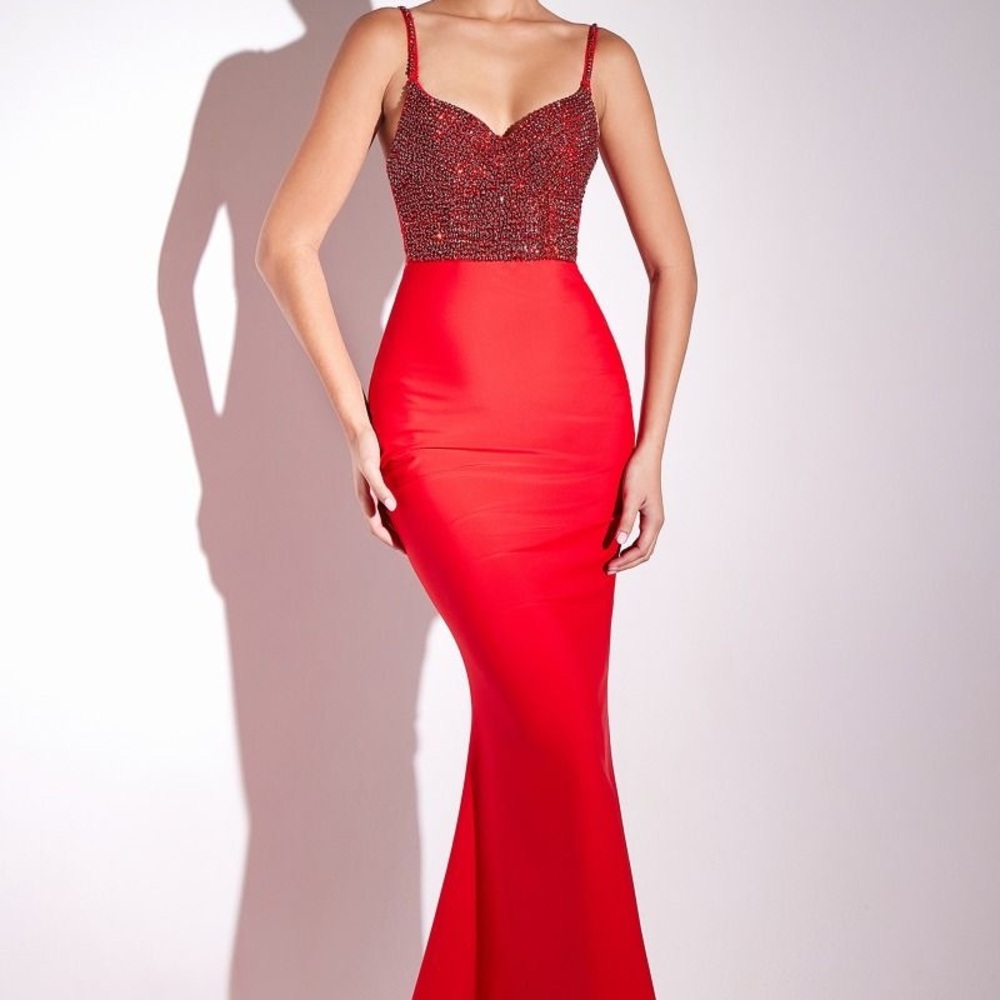 Glamorous Scarlet Prom Dress